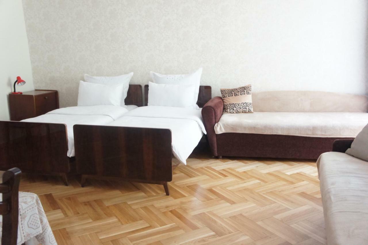 Apartment Dadiani 26 Тбілісі Екстер'єр фото