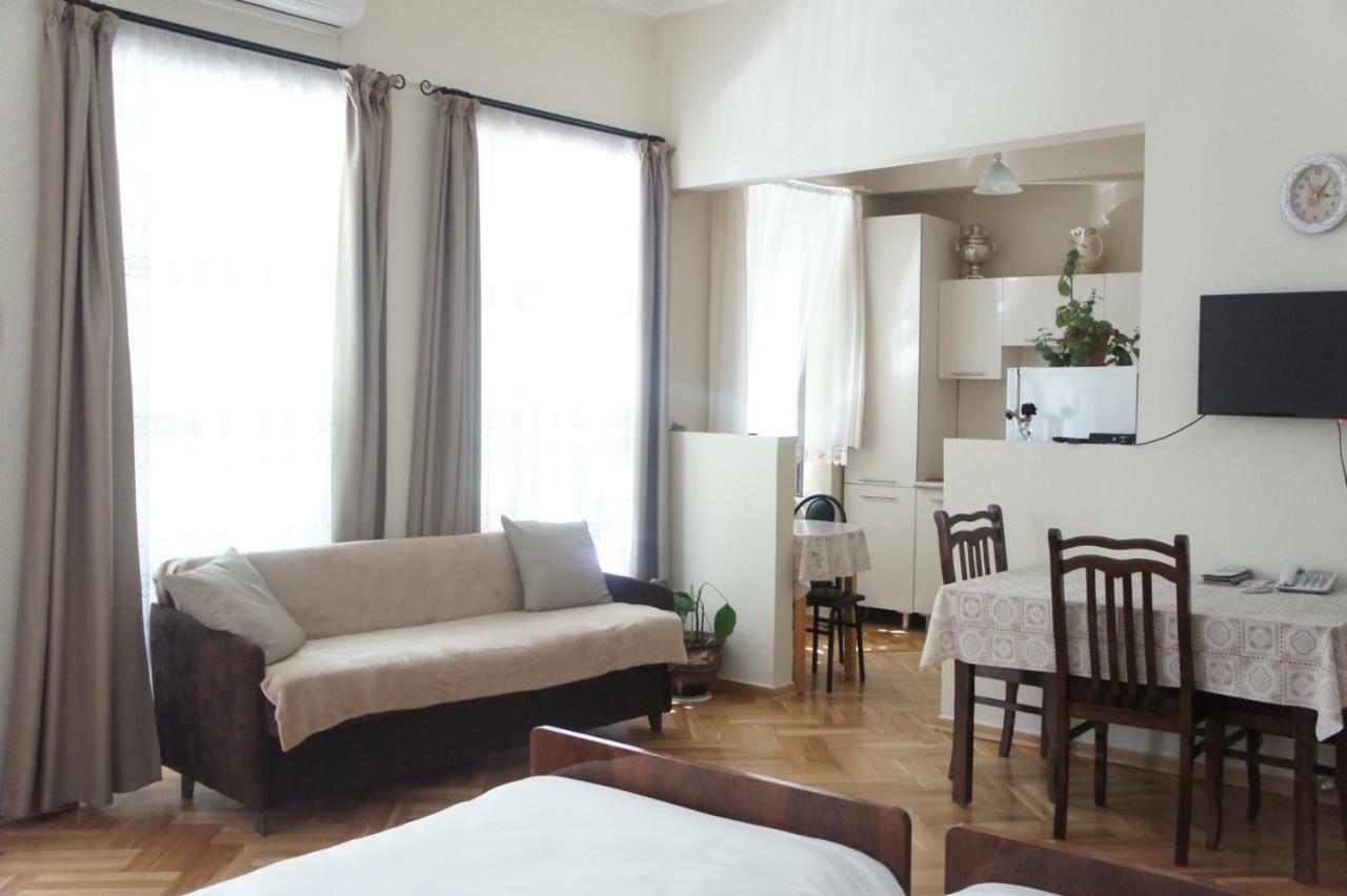 Apartment Dadiani 26 Тбілісі Екстер'єр фото